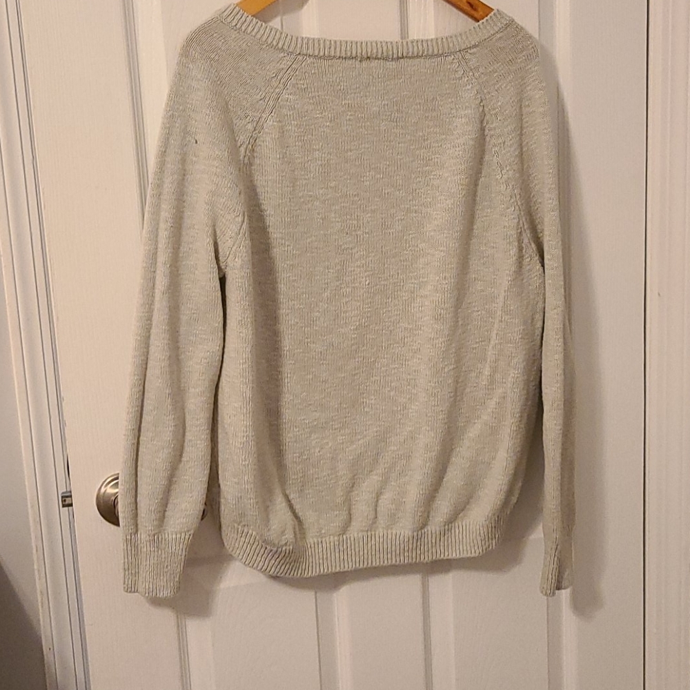 Express Sweater - Picture 4 of 4